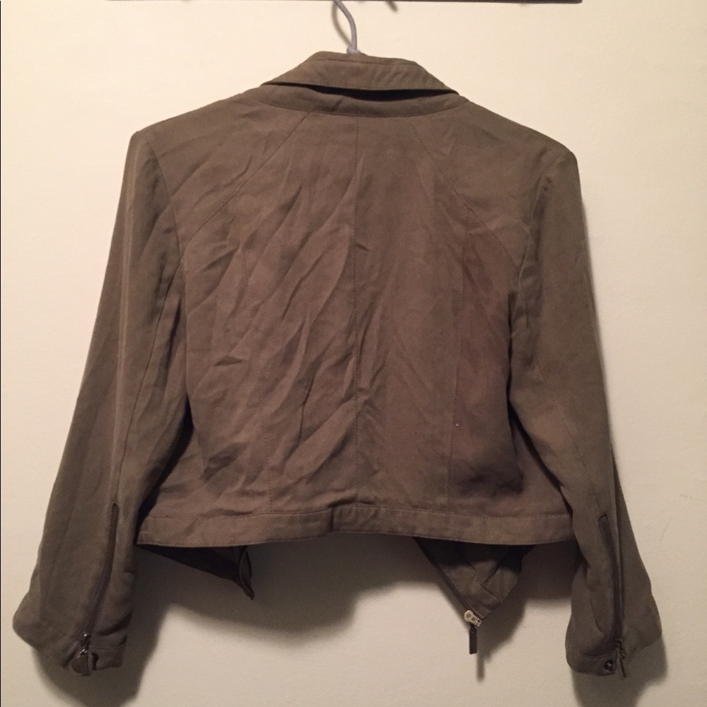 Silk Jacket - Picture 2 of 2